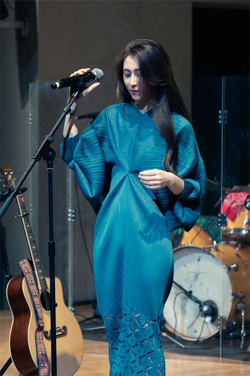 1761705817152276.jpg 2.jpg